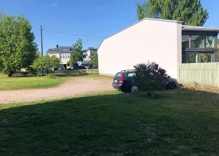 Papli Near The * 페르누